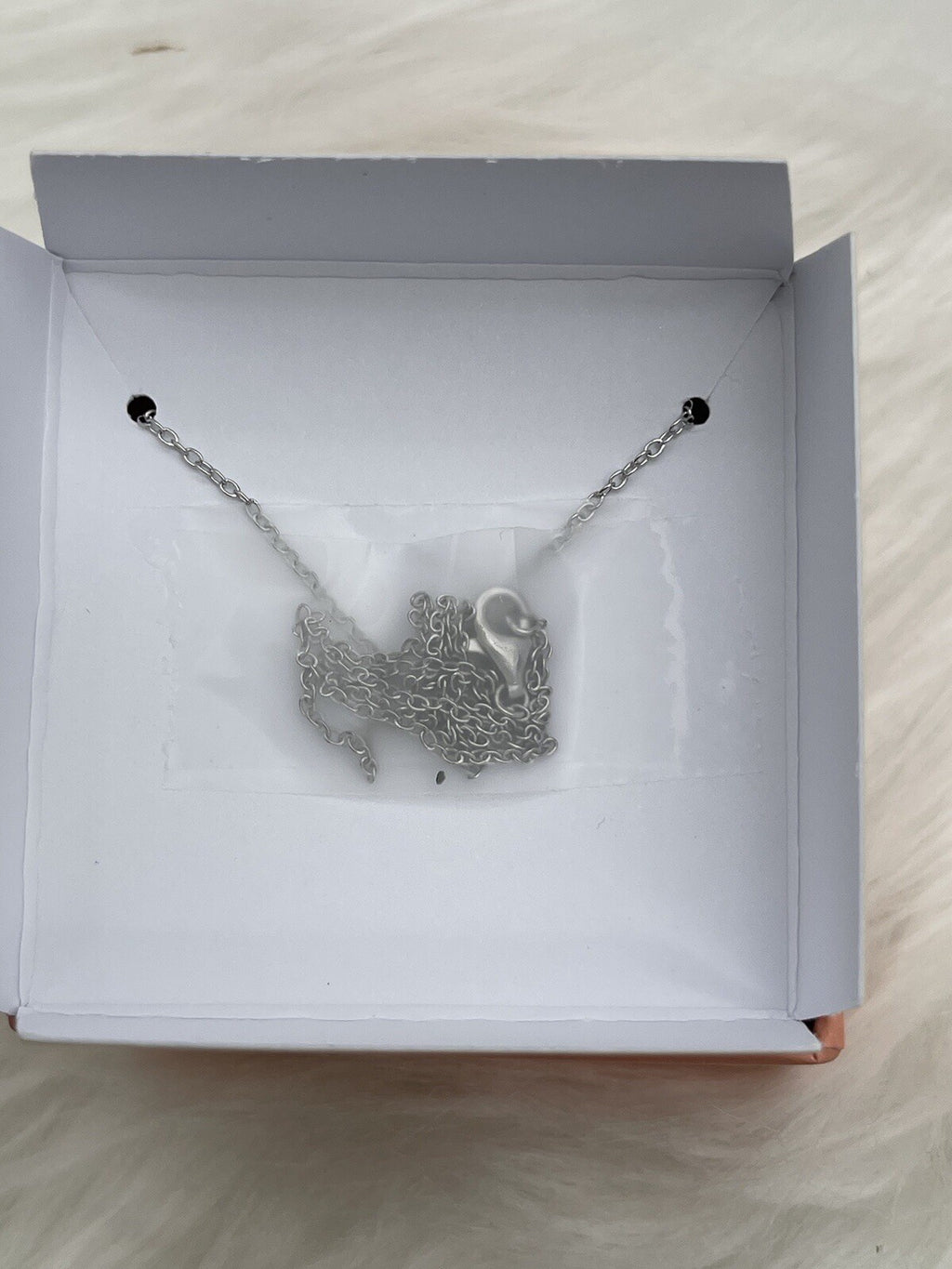 FAO SCHWARZ Sterling Silver Cross Necklace Boxed 18 Inch Small 