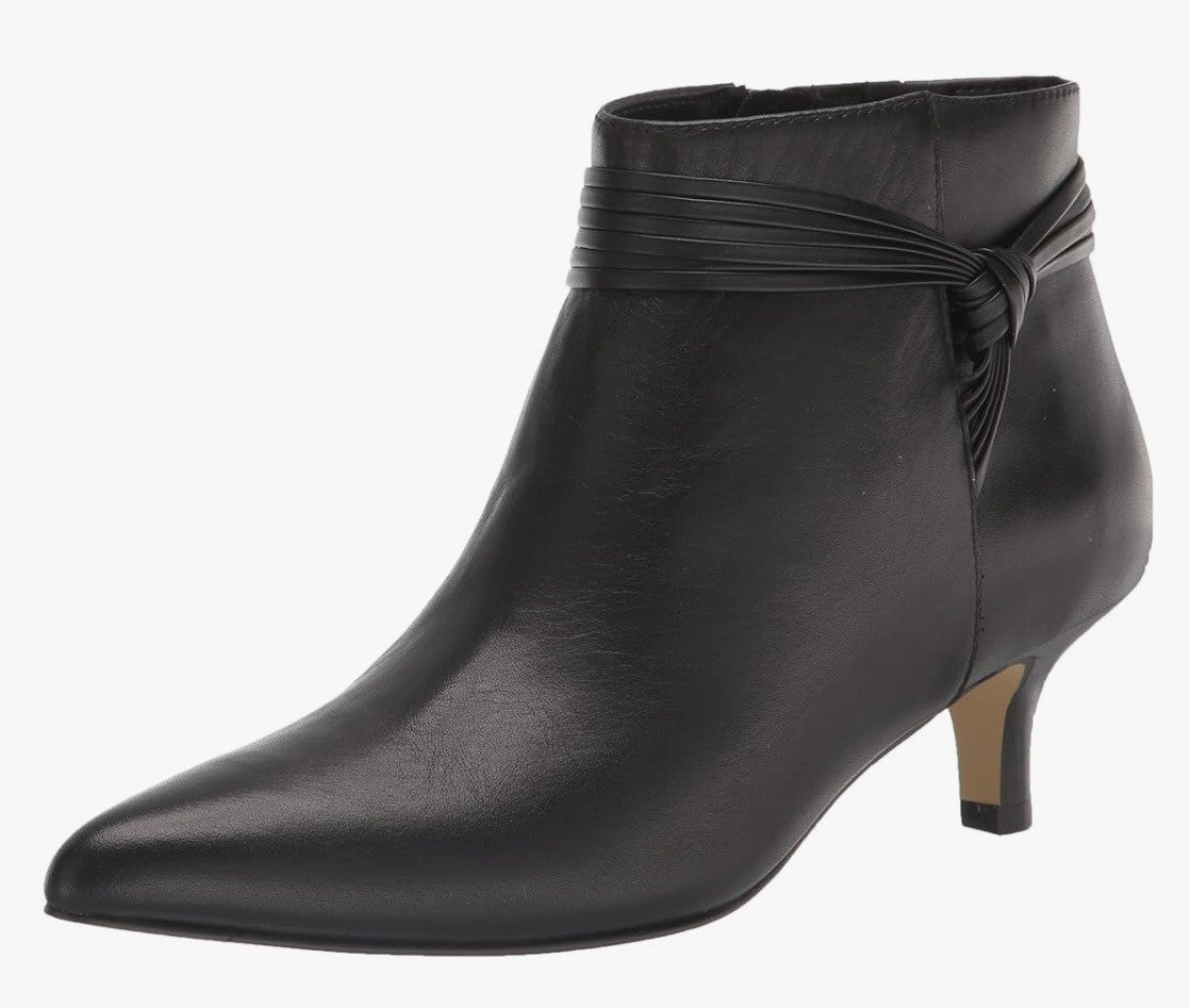 Bella Vita Women's Jani Ankle Booties Black Leather 9 1/2 WW