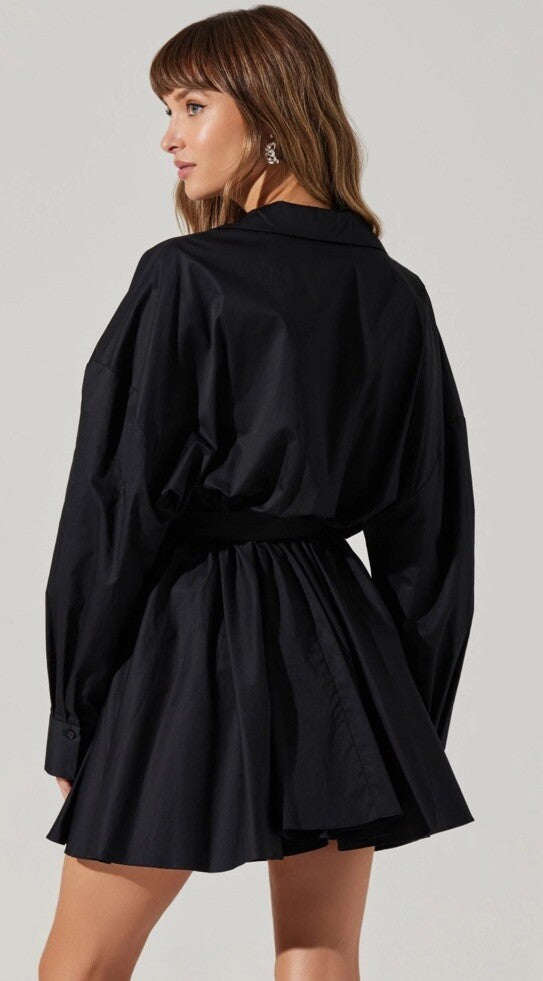 ASTR The Label Winica Belted Mini Shirtdress Medium Black 