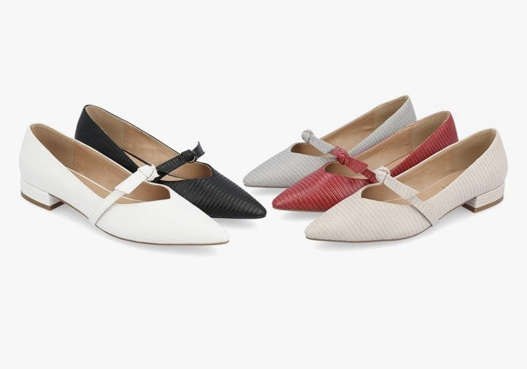 Journee Collection Women's Cait Bow Mary Jane Pointed Toe Flats - Black, 7M