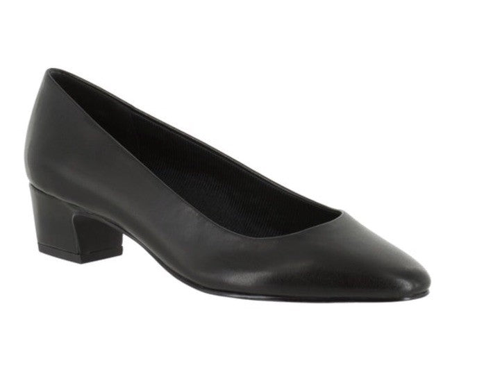 Easy Street Prim Kitten Heel Pumps Black 8 1/2 W