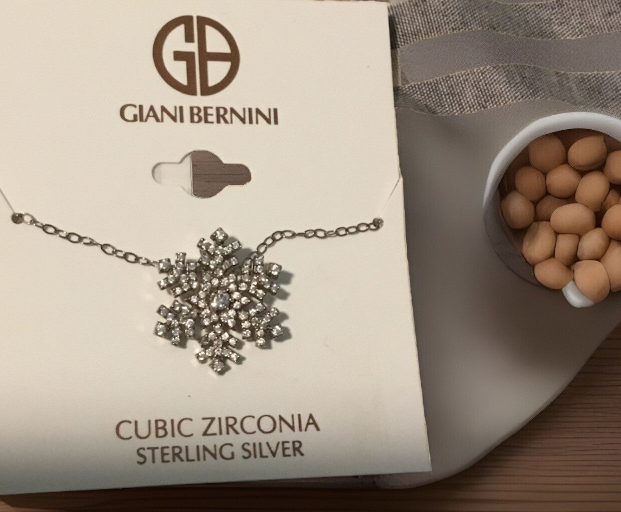 Giani Bernini CZ & Pure Silver Snowflake necklace 16”