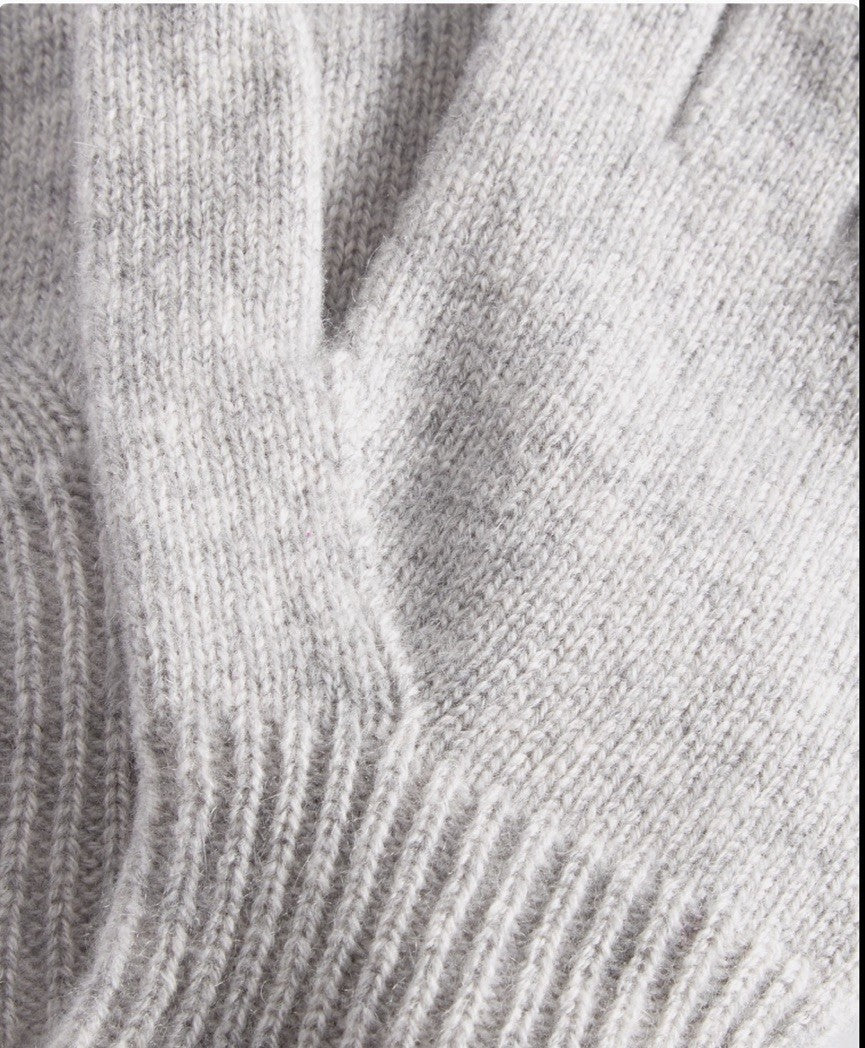 NWT CHARTER CLUB Luxury 100% Cashmere GLOVES Touch Screen GREY OS MSRP