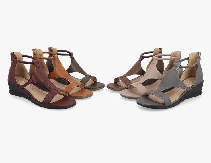 Journee Collection Women's Trayle Wedge Sandals Black 8M