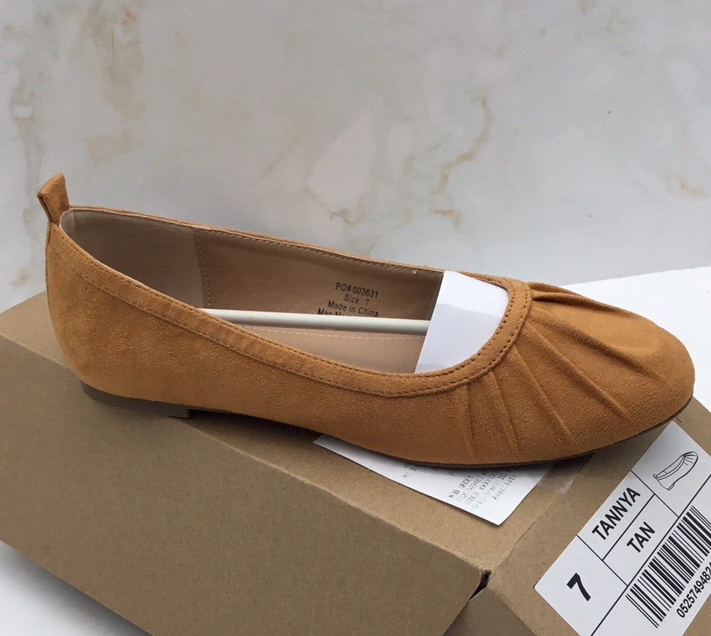 Journee Collection Women's Tannya Ruched Ballet Flats Tan Size 7