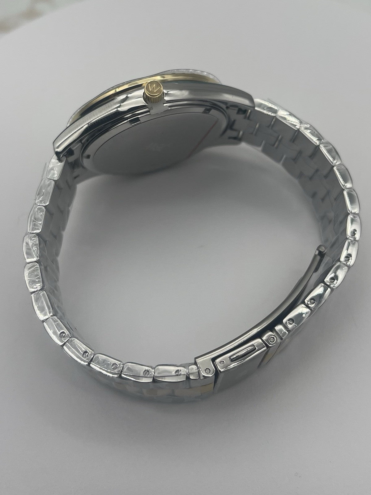 $795| JBW Mondrian 1/6 CT. T.W Diamond and Crystal Accent 18K Women's Gold watch