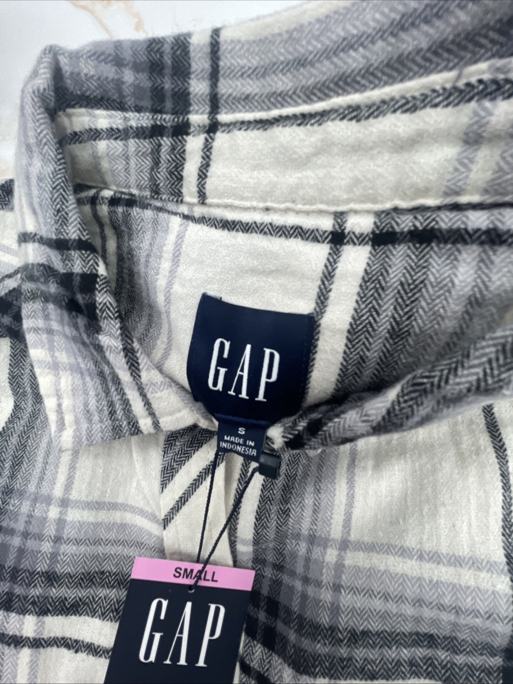 Gap Women's Soft Long Sleeve Hi-Low Hem Relaxed Fit Flannel Size S