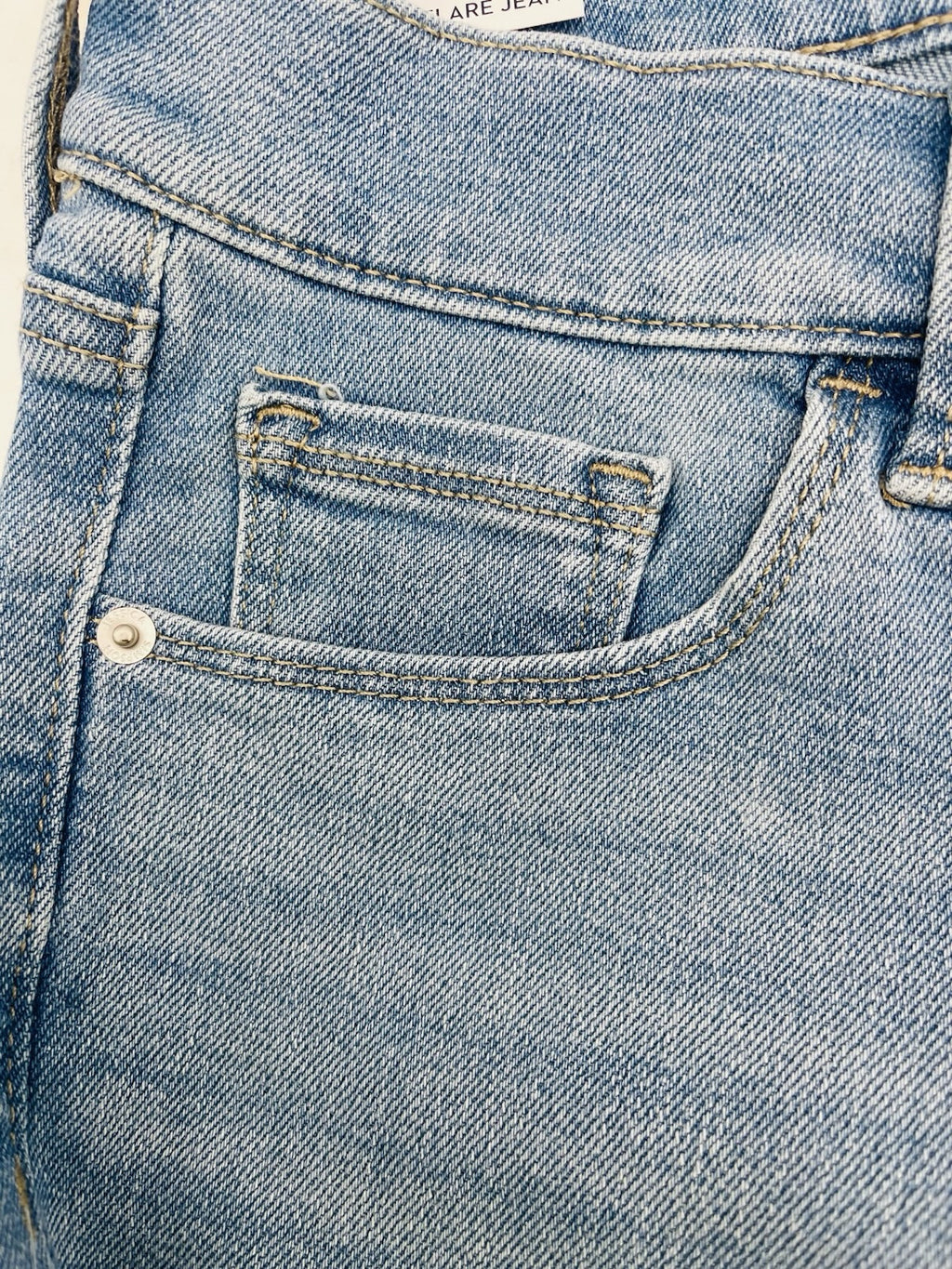 Jessica Simpson Women's High Rise Fitted Flare Jean, JJSB16035 Size 10 Lexi