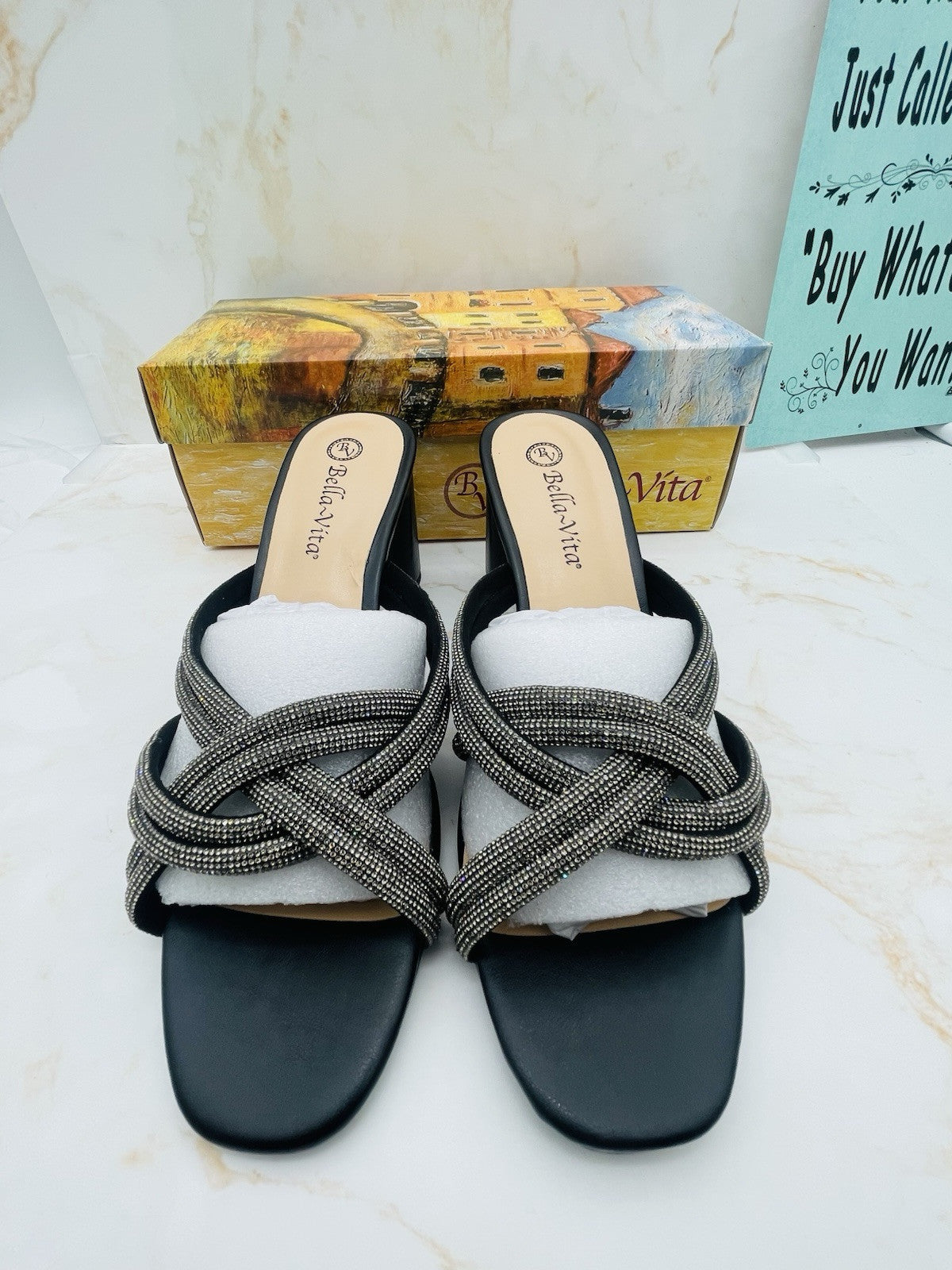NEW Bella Vita Women’s Carmen Heeled Slip on Sandals Black Size 10W