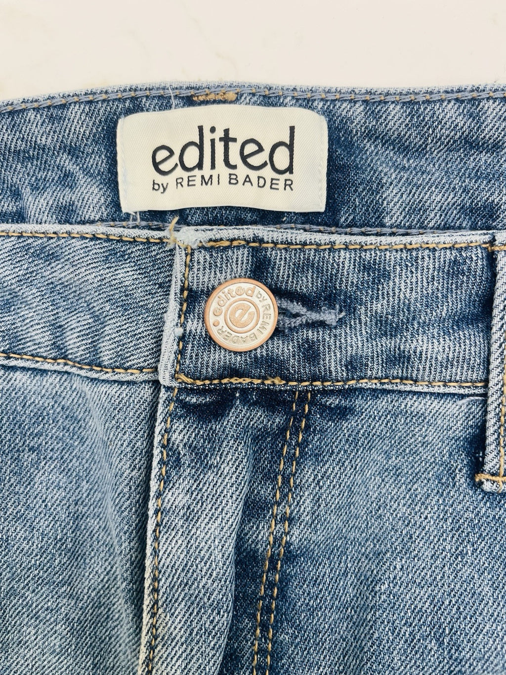 Edited by Remi Bader Women's Loose Straight Jean Size 6 Authentic
