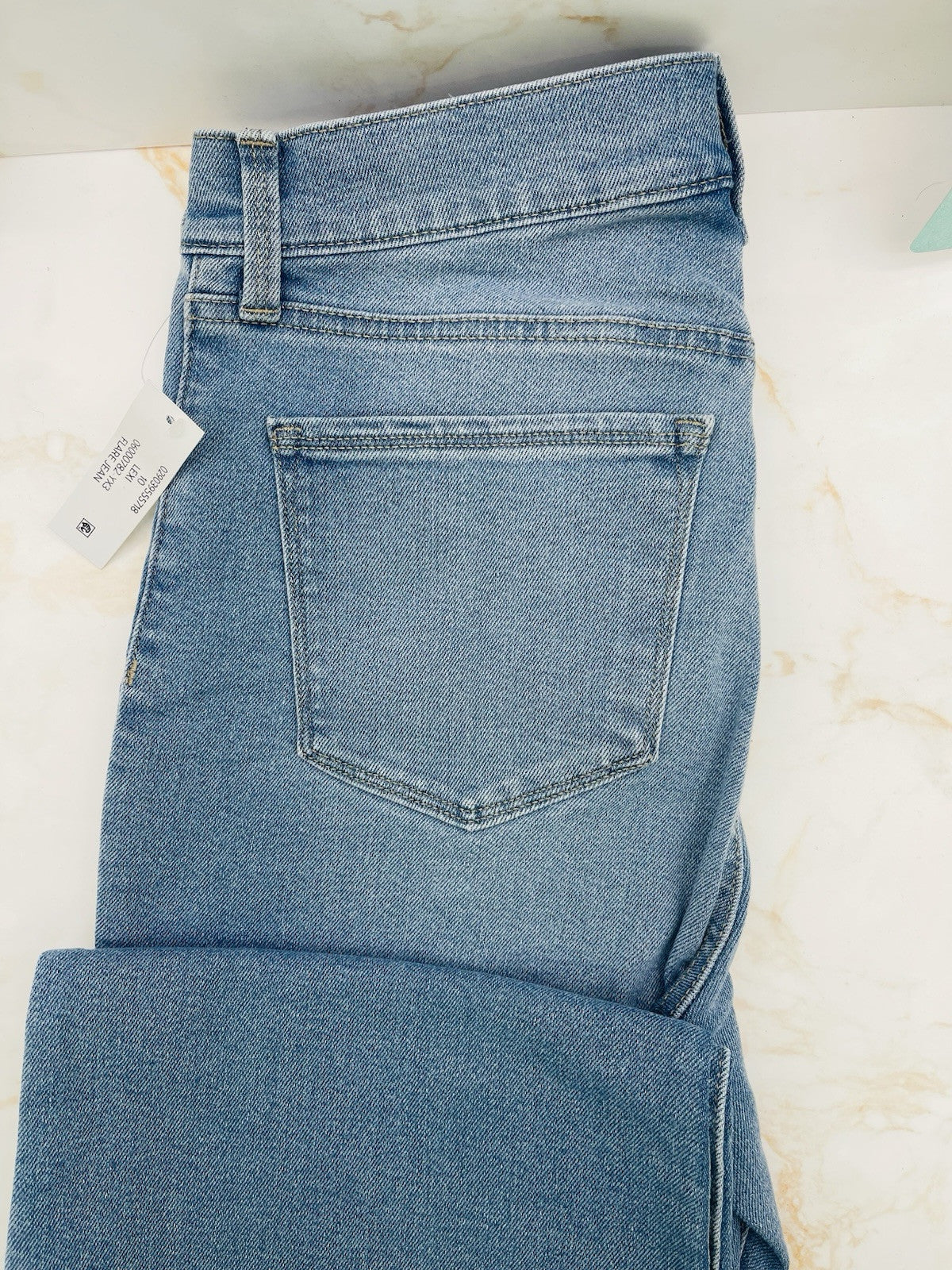 Jessica Simpson Women's High Rise Fitted Flare Jean, JJSB16035 Size 10 Lexi