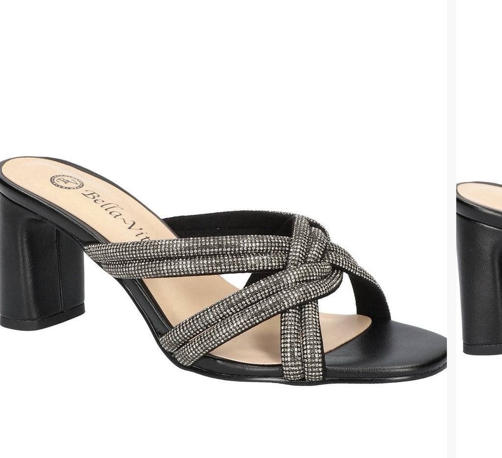 NEW Bella Vita Women’s Carmen Heeled Slip on Sandals Black Size 10W