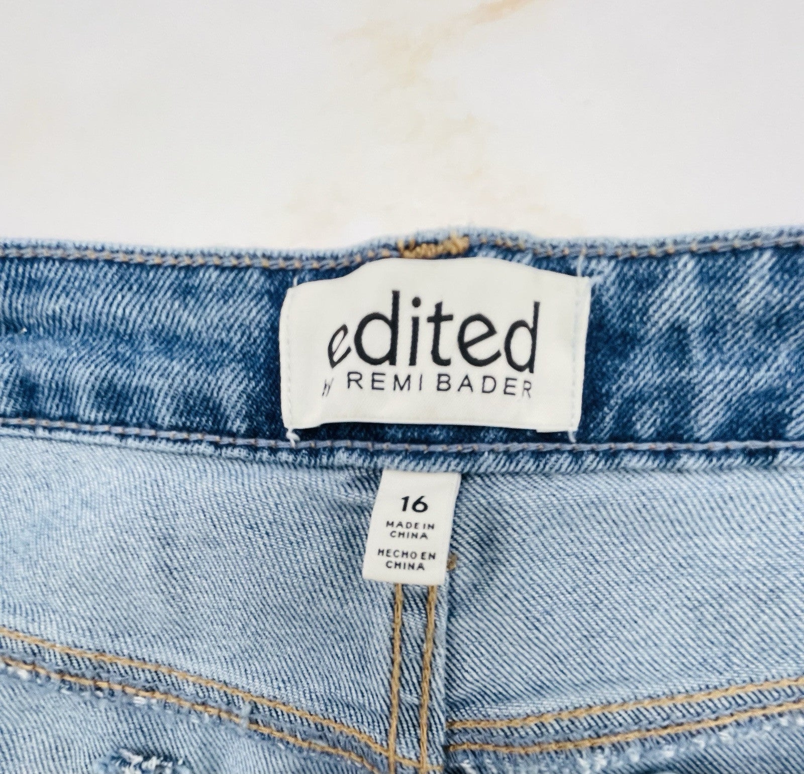 Edited by Remi Bader Women's Loose Straight Jean Size 14 Authentic