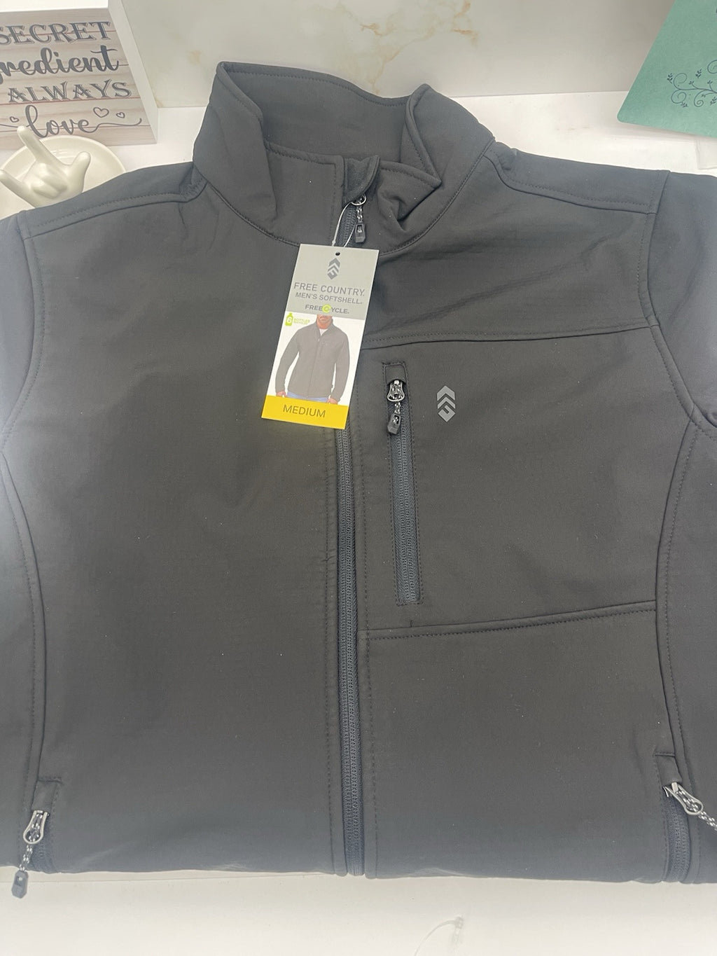 Free Country Men's Stretch Wind & Water Resistant Softshell Jacket S pick Black