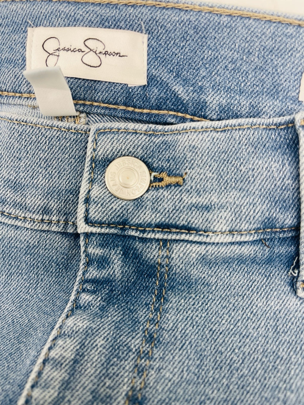 Jessica Simpson Women's High Rise Fitted Flare Jean, JJSB16035 Size 10 Lexi