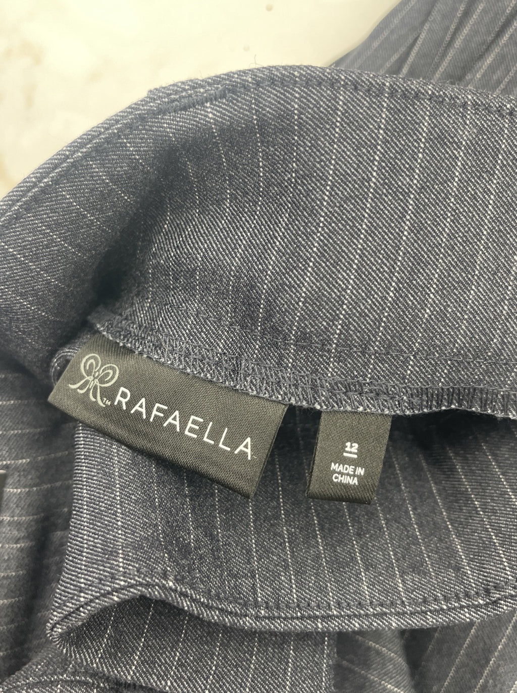 Rafaella Women’s Pull-On Belt Loops Functional Pockets Stretch Ankle Pant Sz 12